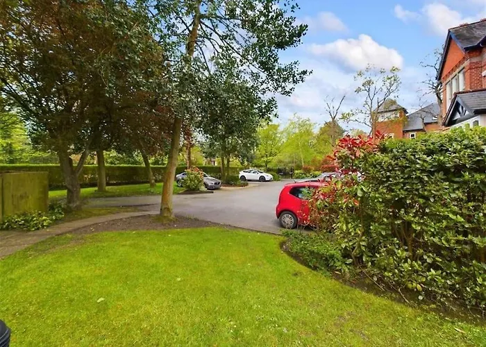 Upmarket Apartment In Ormskirk