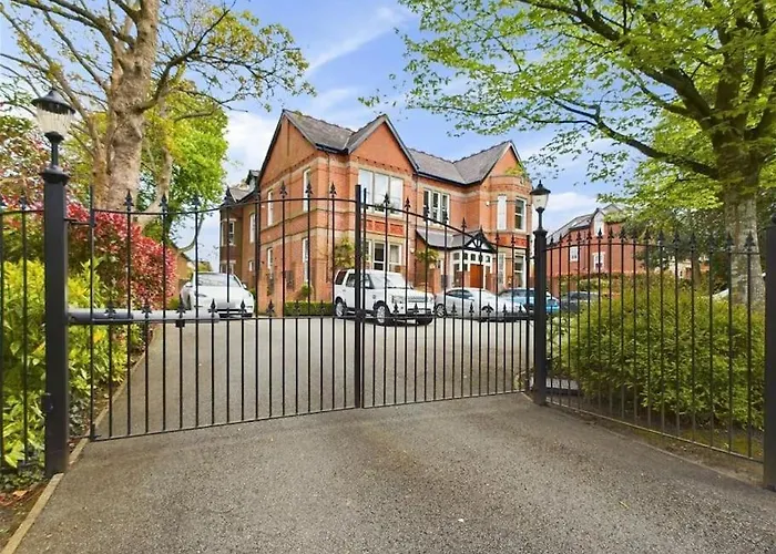Upmarket Apartment In Ormskirk
